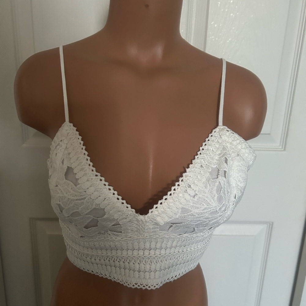 Sexy Cropped White Lace Spaghetti Strap Top Size Large L Made by Love Tree